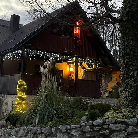 Kuca Za Odmor "Neralic" Villa Josipdol Kültér fotó