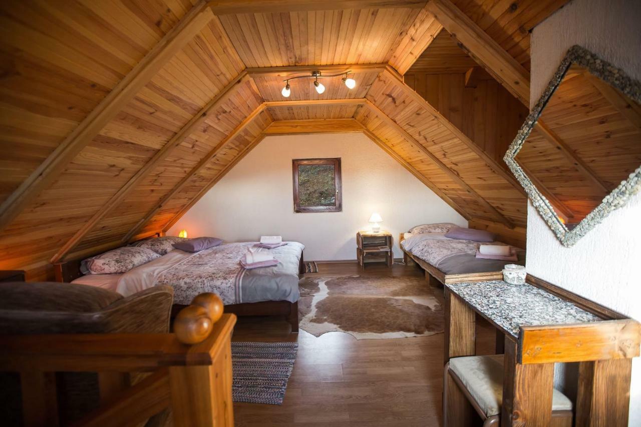 Kuca Za Odmor "Neralic" Villa Josipdol Kültér fotó